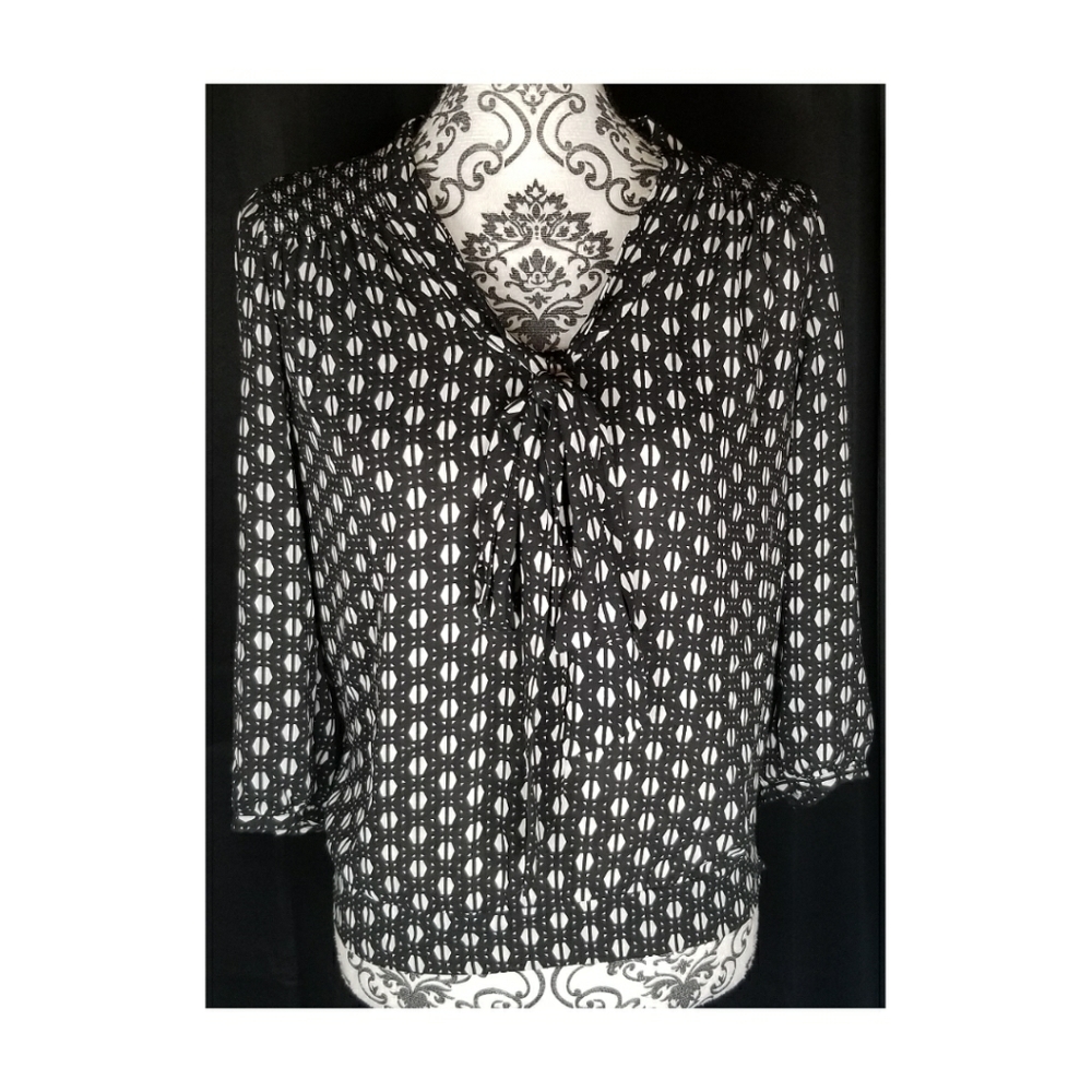 The Limited Sinched Waist Top